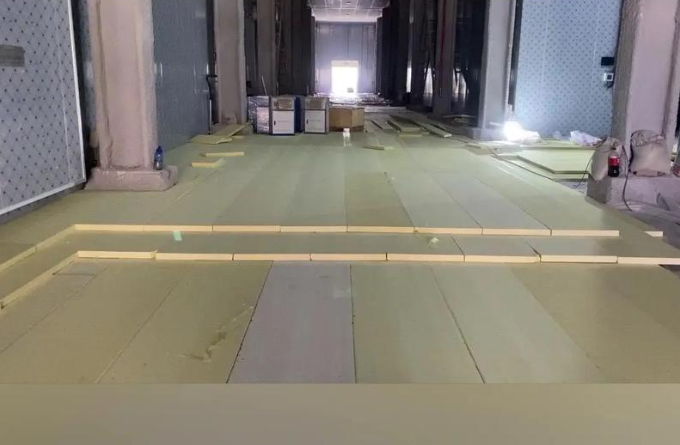 冷庫擠塑板為什么要錯(cuò)縫鋪設(shè)？